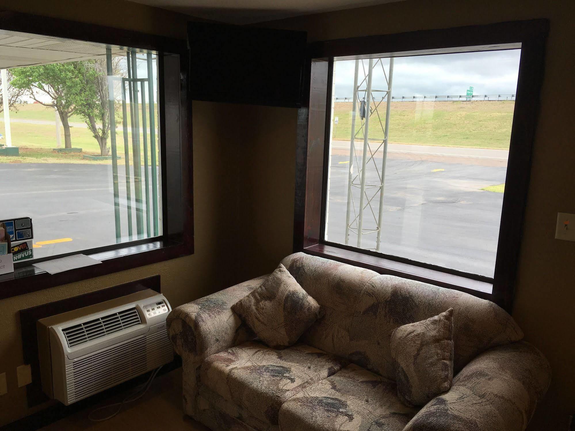 Travel Inn Weatherford ภายนอก รูปภาพ